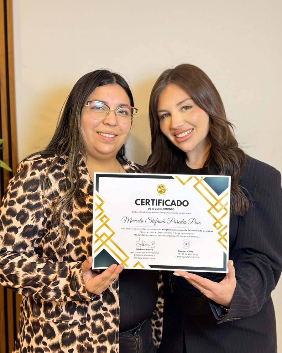 Alumnas de certificación en Barbara Studio