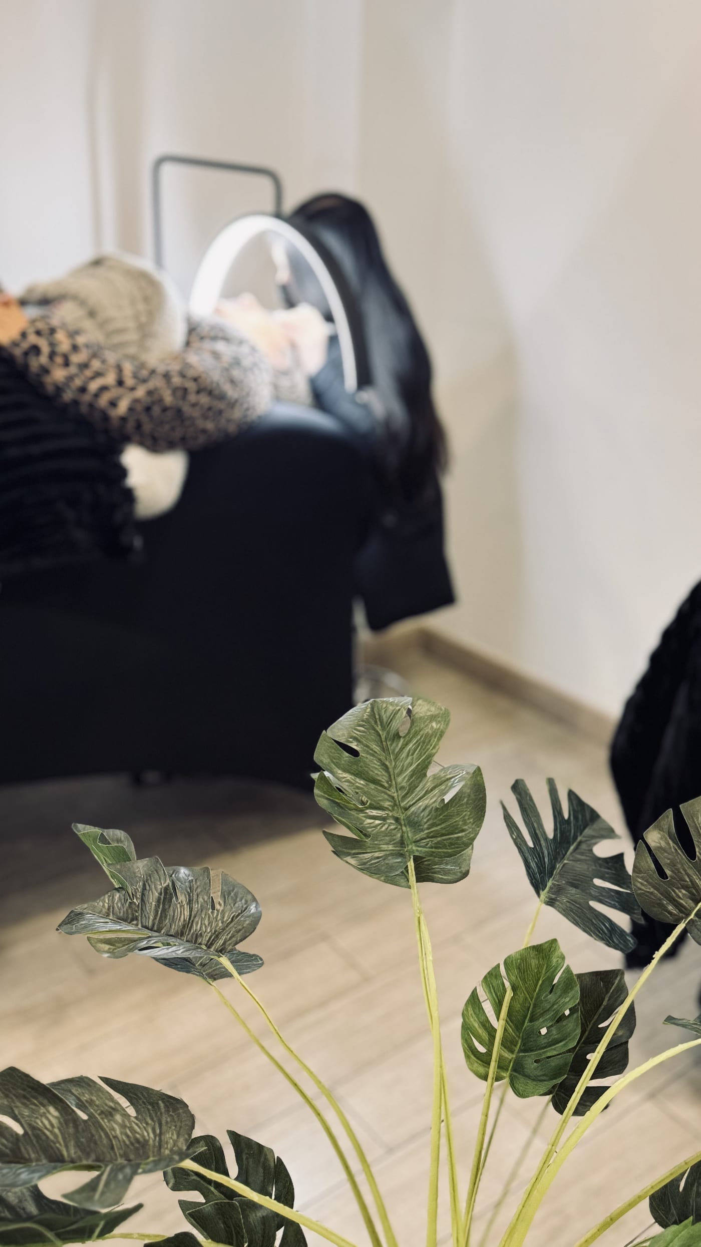 Detalle de la cabina de atención de Barbara Studio